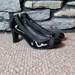 Womens Stuart Weitzman black leather heels shoes